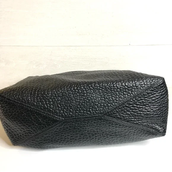 Burberry Lindburn Hobo - Picture 6 of 15